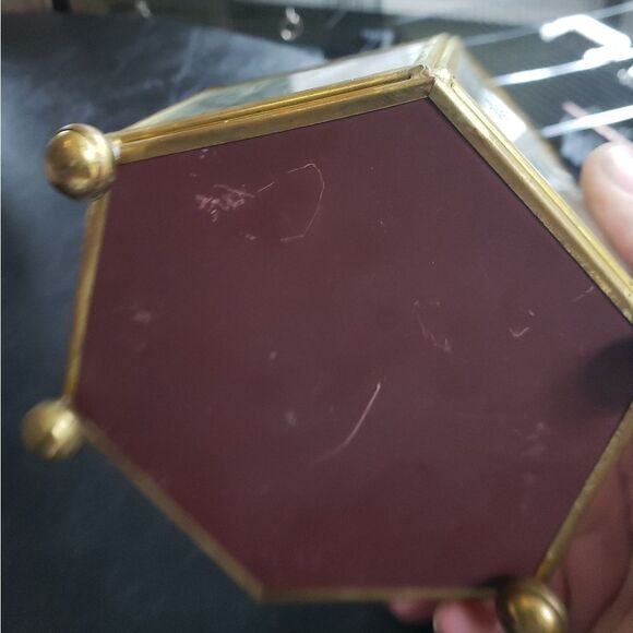 Vintage Etched Glass Box w/Butterfly - Picture 3 of 5